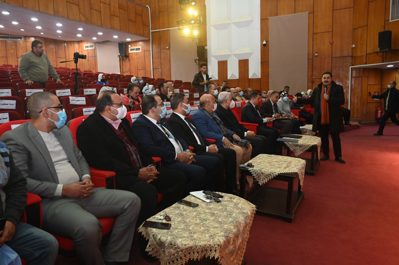 المؤتمر الصحفي الأول لرئيس جامعة الفيوم