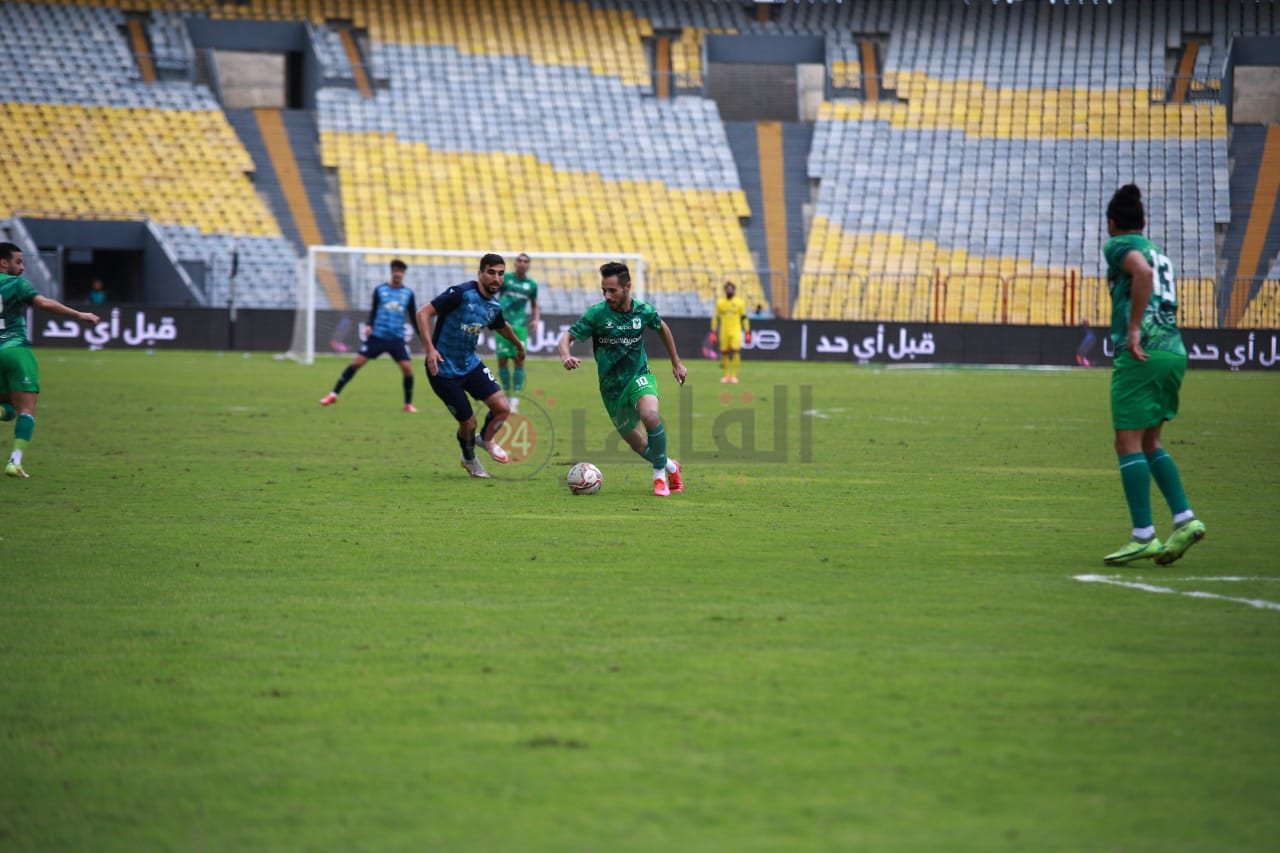 بيراميدز والمصري (12)