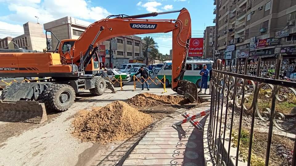 إصلاح خط ميدان الفنية