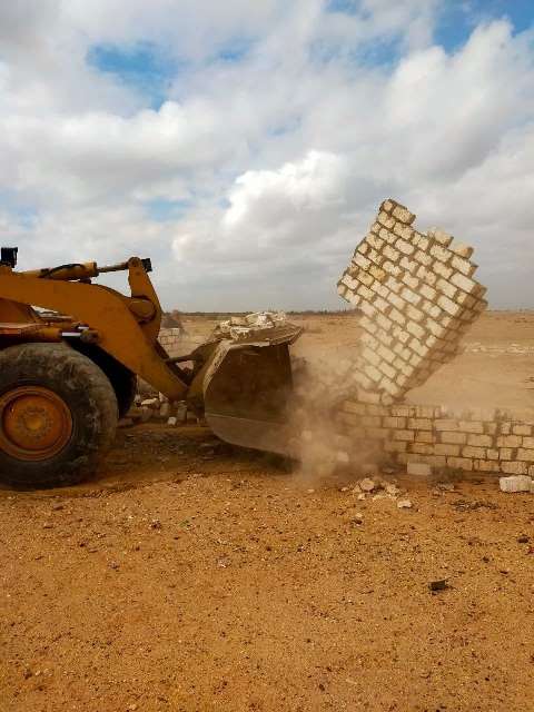 إزالة تعديات على الأراضي بالشرقية 02