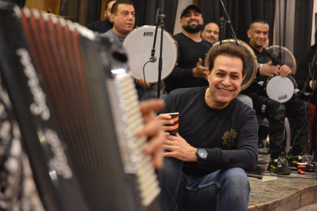 حكيم في بروفات حفله بستاد الهوكي (7)