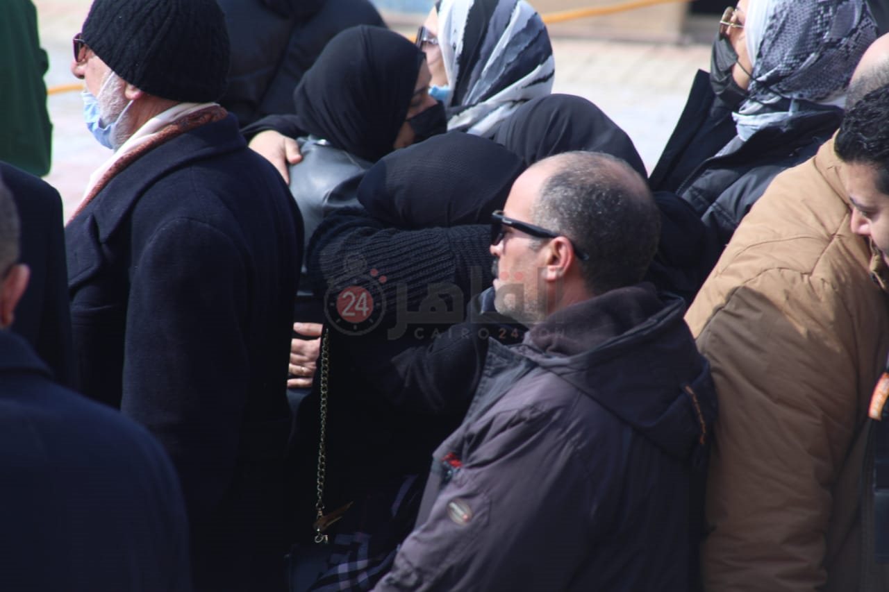 جنازة الكاتب الصحفي ياسر رزق (11)