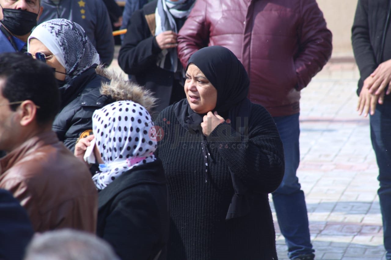 جنازة الكاتب الصحفي ياسر رزق (25)