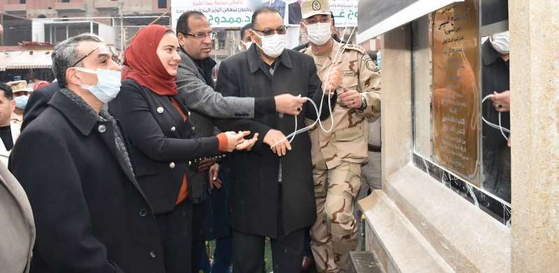 افتتاح أعمال تطوير ميدان الشهيد أحمد منسي بالشرقية 01