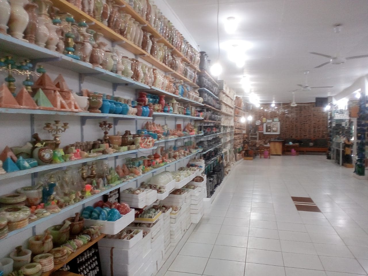 مصنع الألباستر بالأقصر 1 