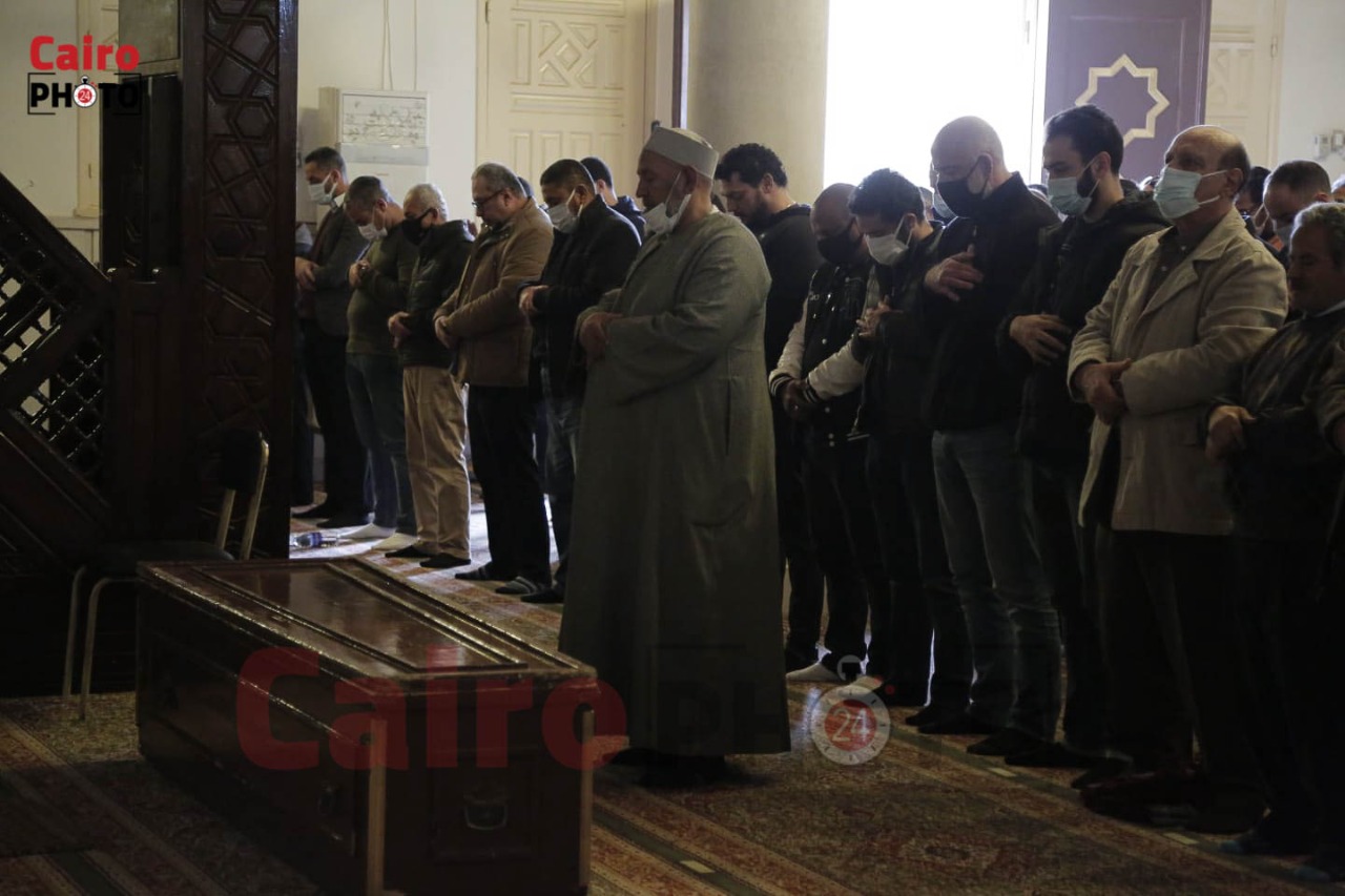 جنازة والدة حازم سمير