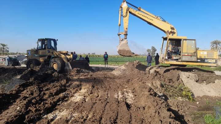 تبطين الترع بالأقصر 5