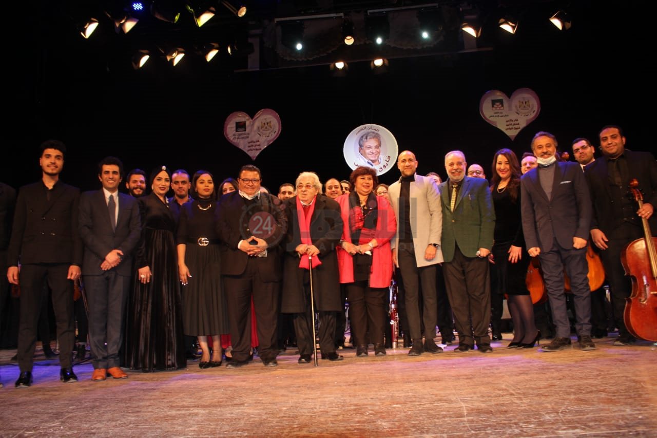 تكريم فاروق فلوكس (30)