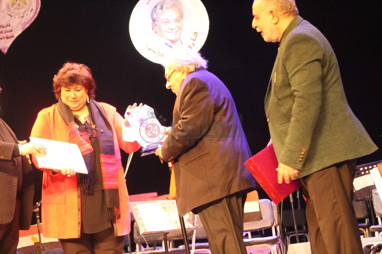 تكريم فاروق فلوكس (37)