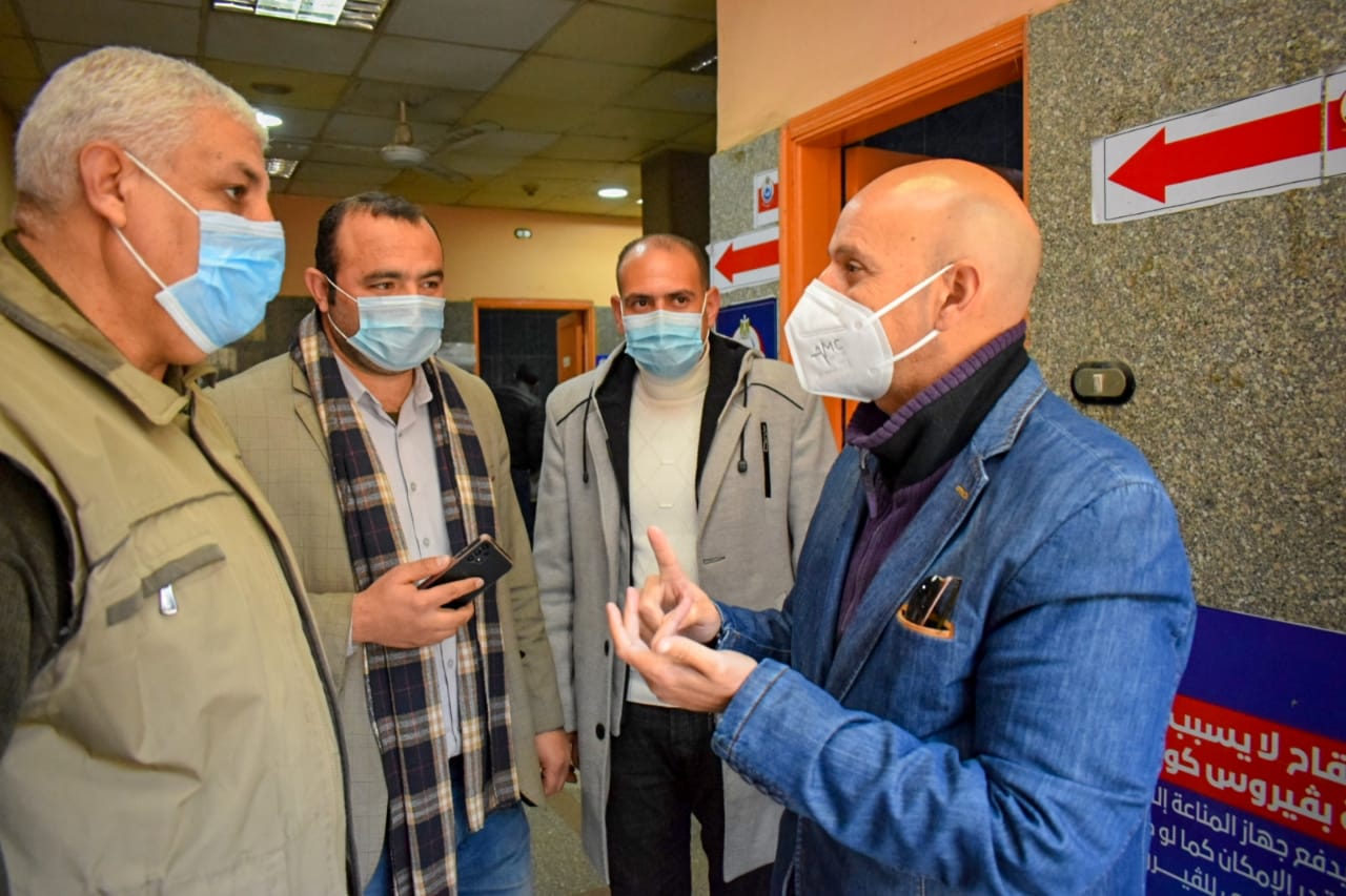 جولة وكيل وزارة الصحة بالمركز الطبي 2