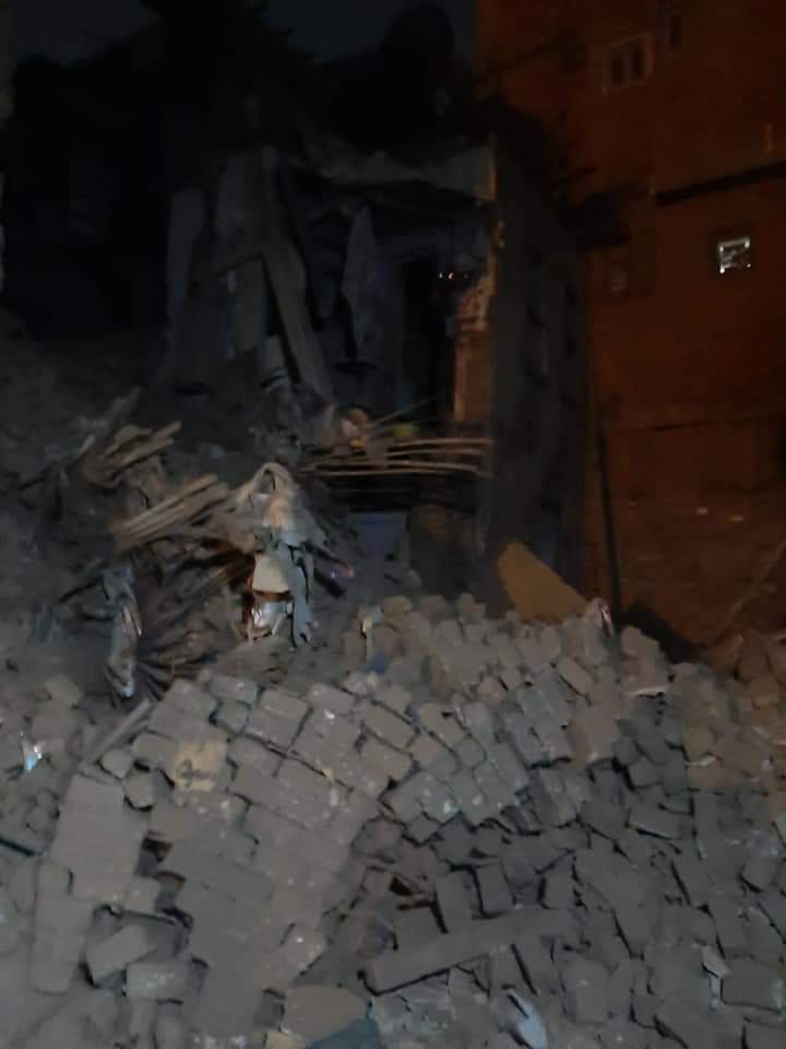 انهيار منزلين بحي غرب أسيوط 