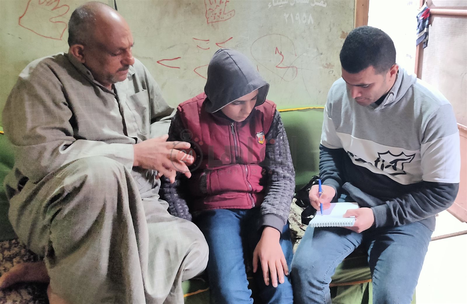 مراسل القاهرة 24 مع الطفل محمود ووالده