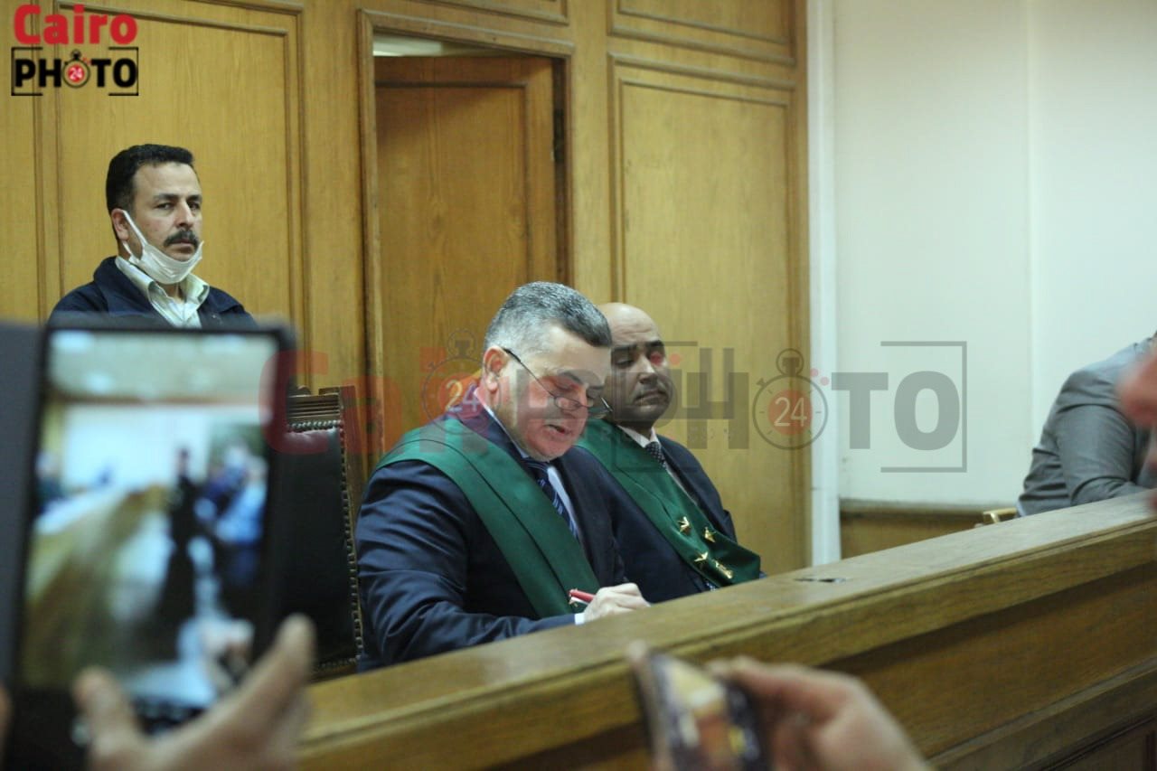 9dd7c5f1-9534-472f-a0ad-7dde2b3111fb (1)