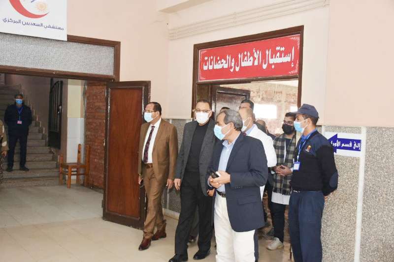 جولة المحافظ في مستشفى السعديين المركزي 01