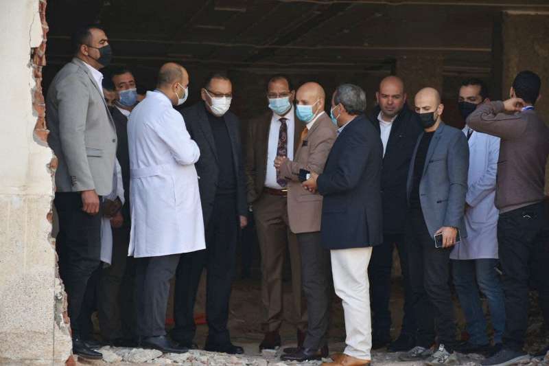 جولة المحافظ في مستشفى السعديين المركزي 02