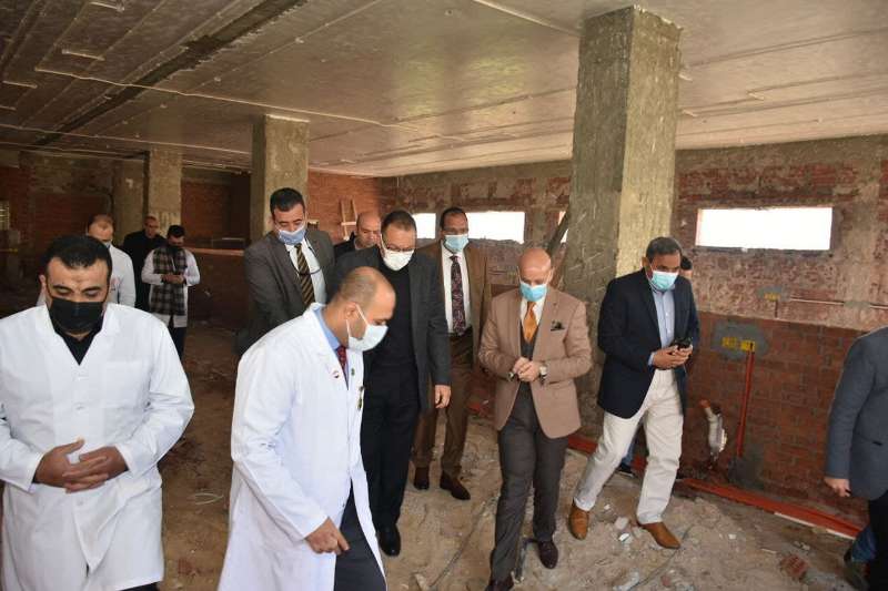جولة المحافظ في مستشفى السعديين المركزي 03