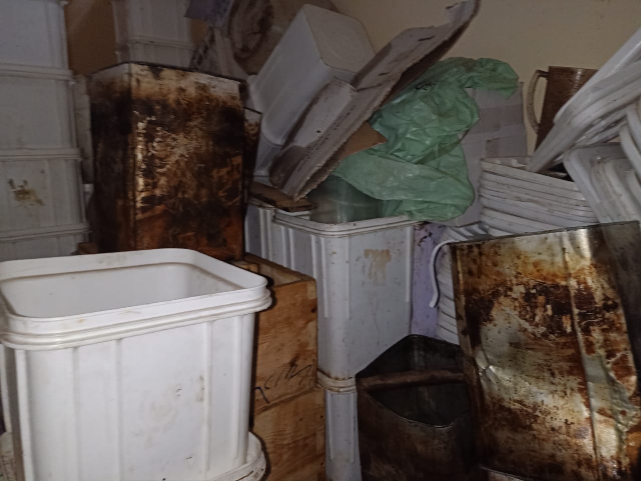 حملة على مصنع أغذية مخالف بالشرقية 7