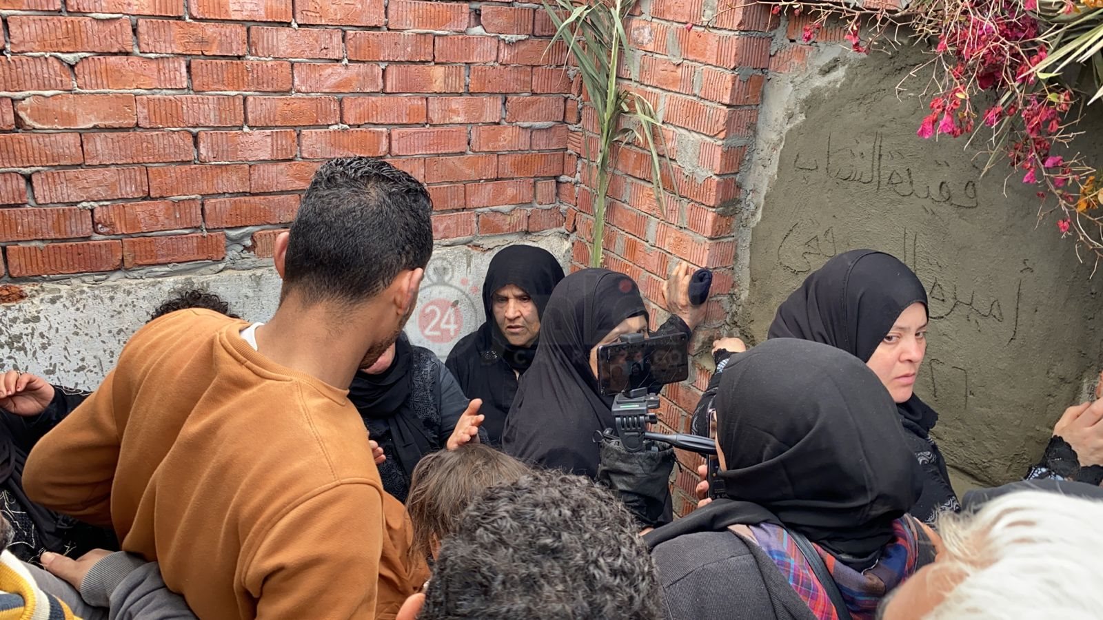 تشييع جثمان ضحية سقوط أسانسير مستشفى بالدقهلية 