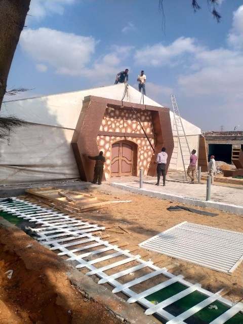 إزالة قاعة أفراح مخالفة في الطريق الصحراوي بالشرقية 01