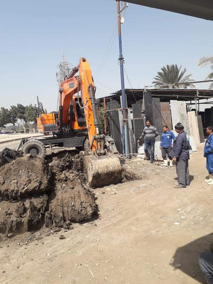 بدء أعمال إصلاح خط 560 بمدخل بيهمو بالفيوم