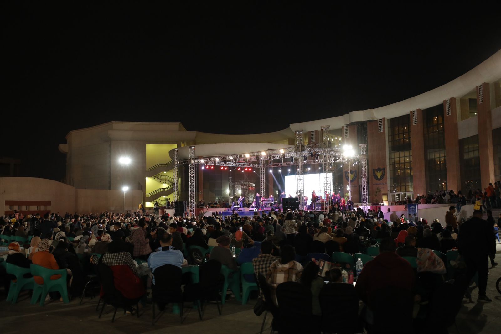 حفل هشام عباس (7)