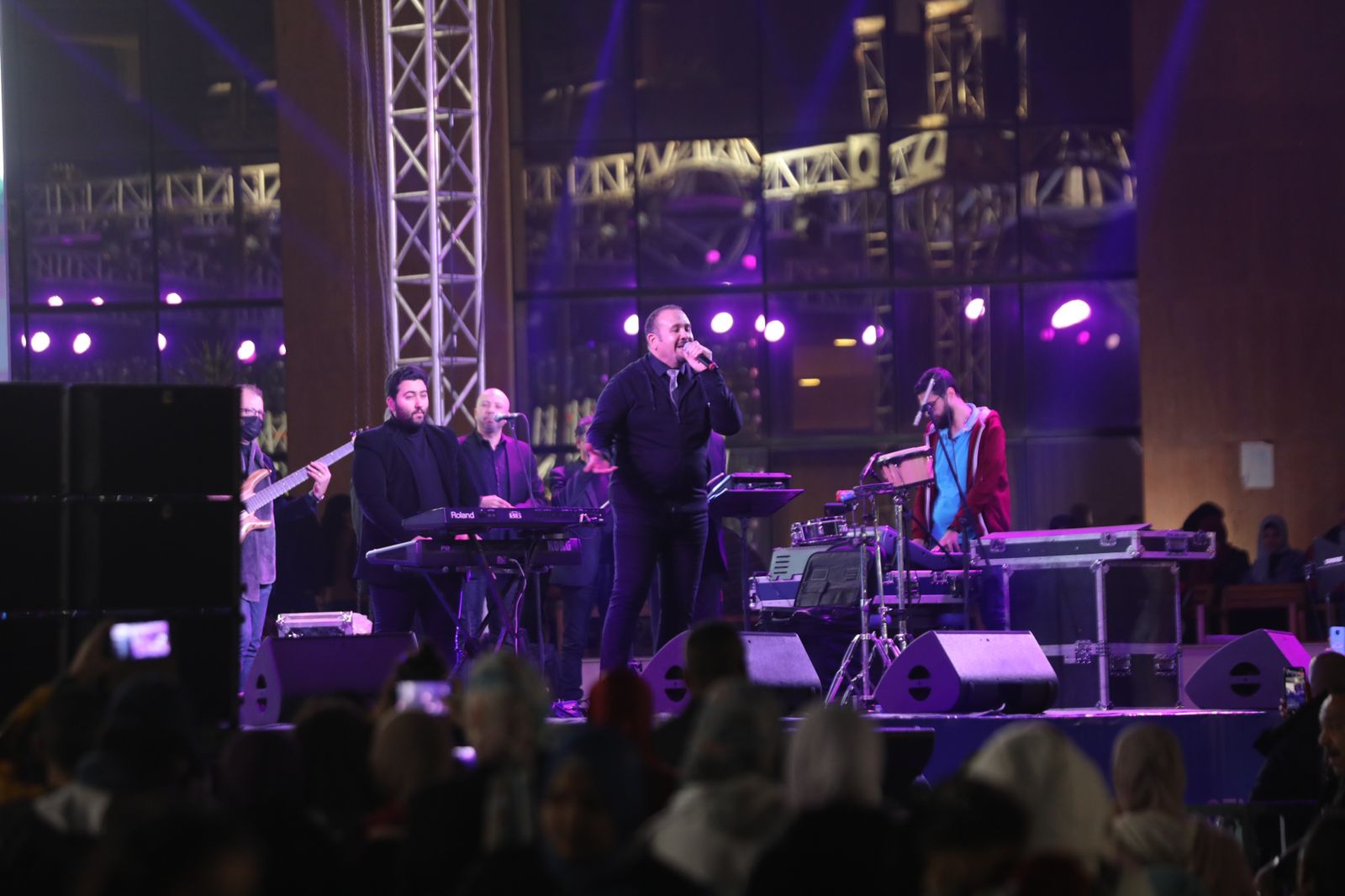 حفل هشام عباس (8)