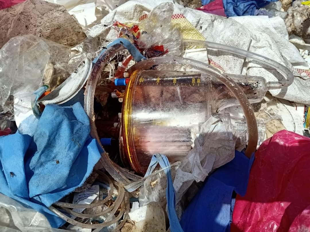 ضبط نفايات طبية خطرة بالشرقية 02