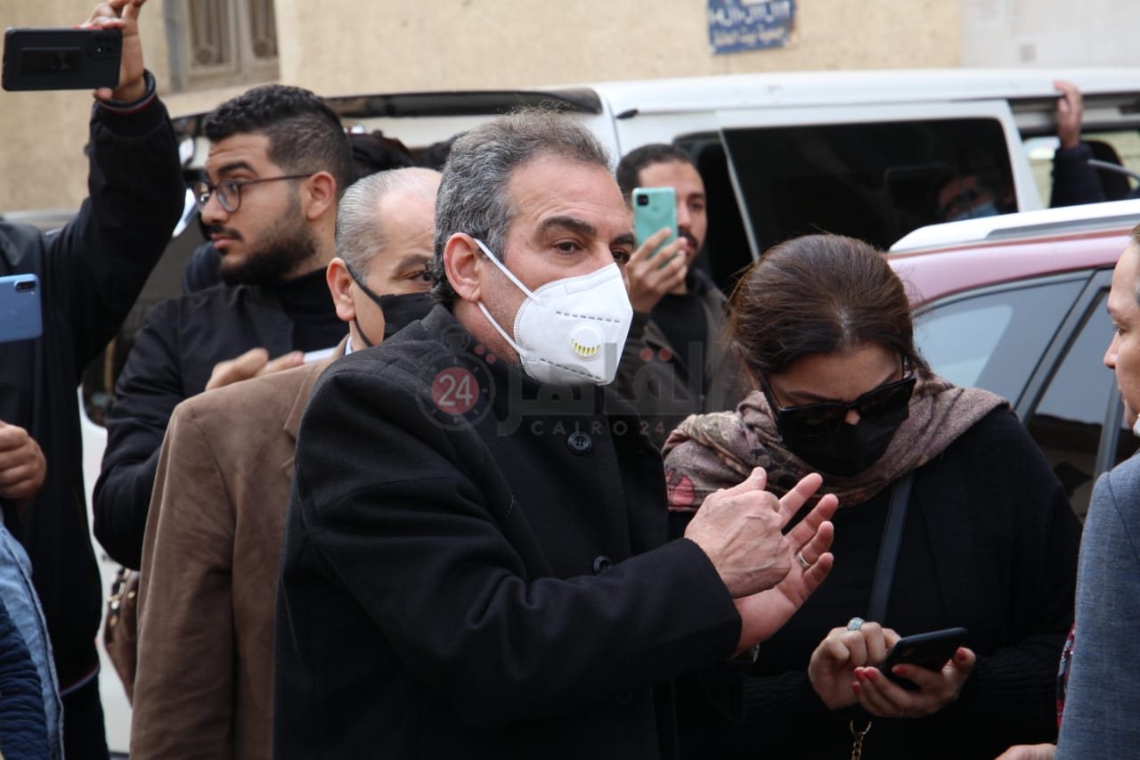 جنازة شقيق أحمد عبد العزيز (6)