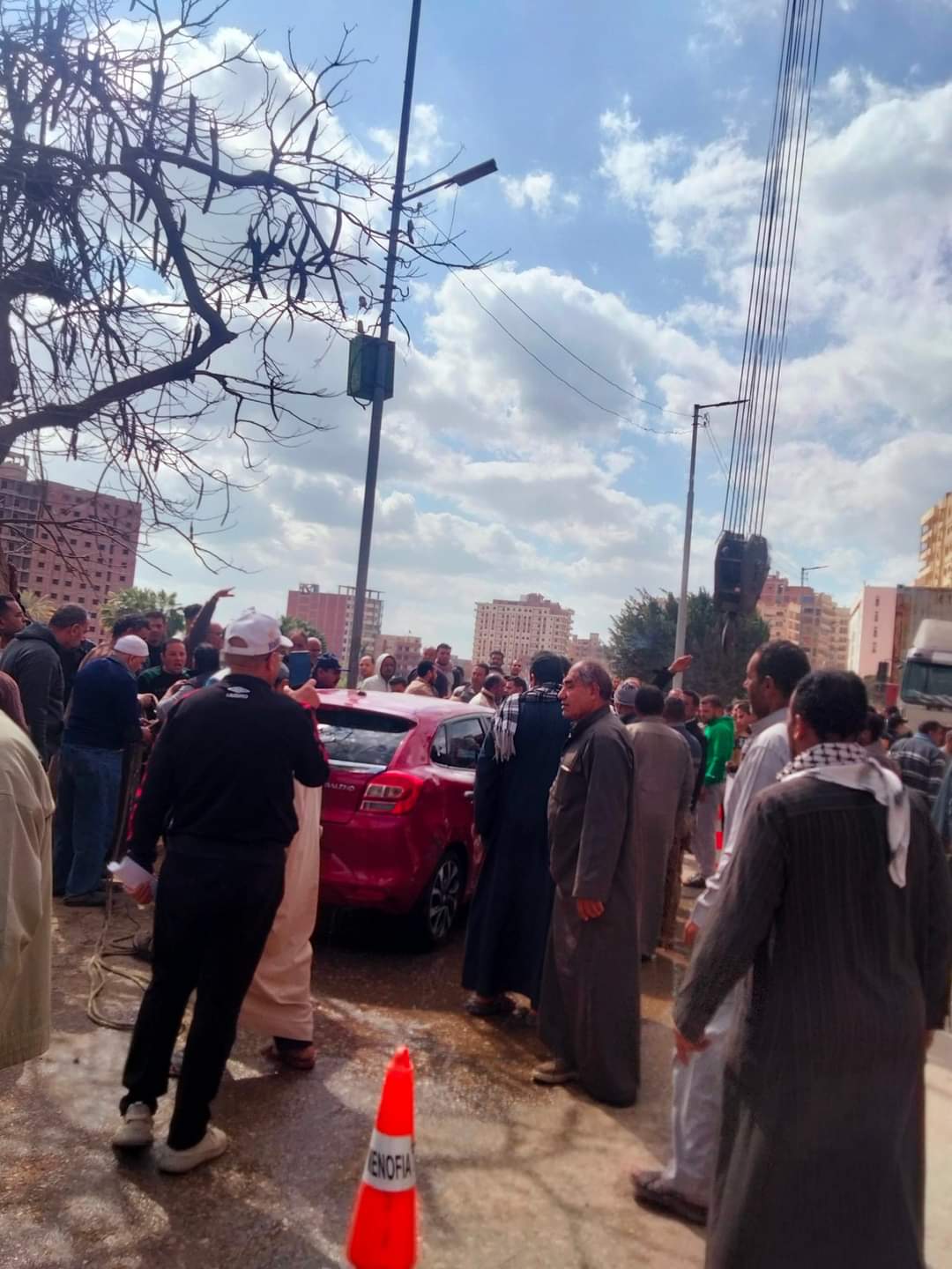 سقوط سيارة داخل بحر شبين الكوم 