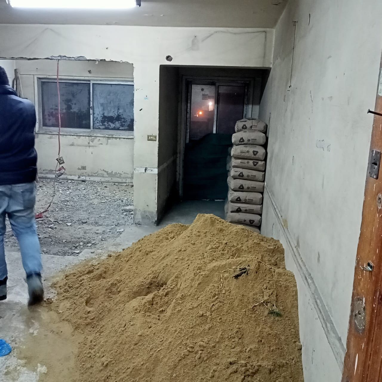 وقف أعمال بناء مخالف بحي غرب الإسكندرية 