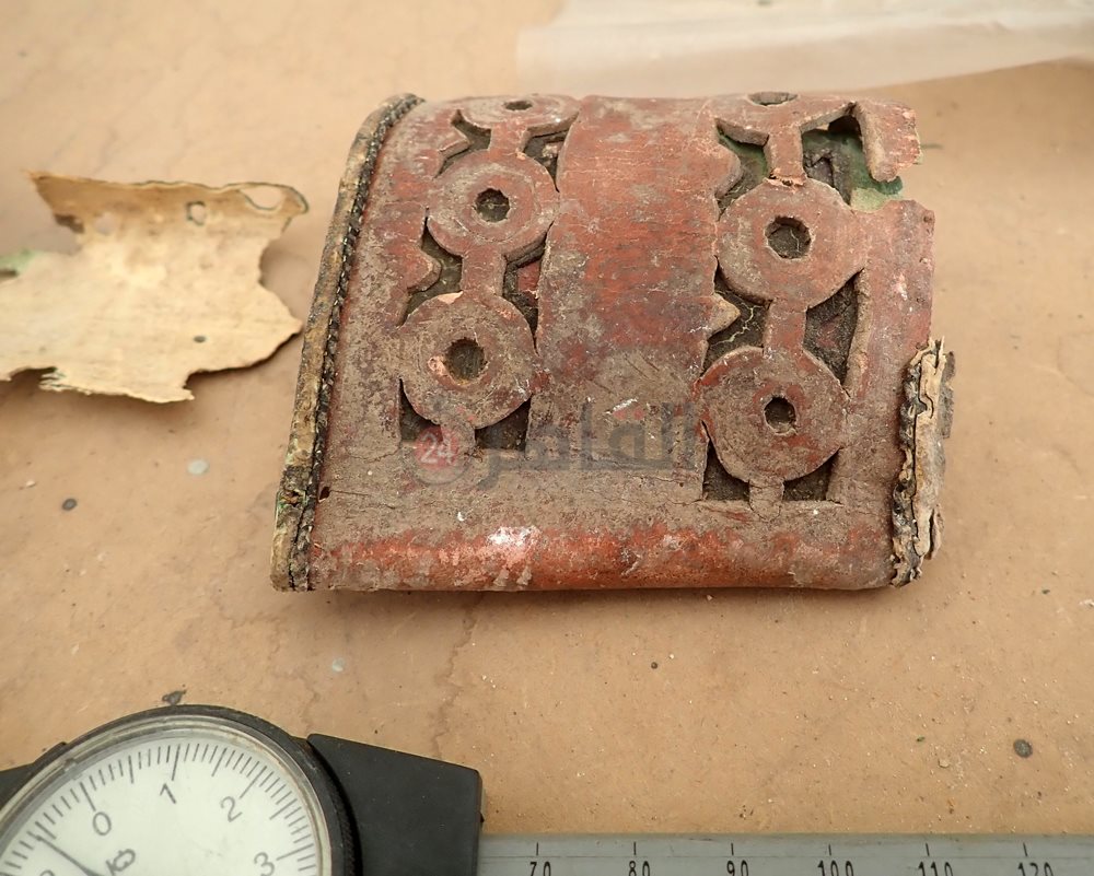 أسورة من الجلد