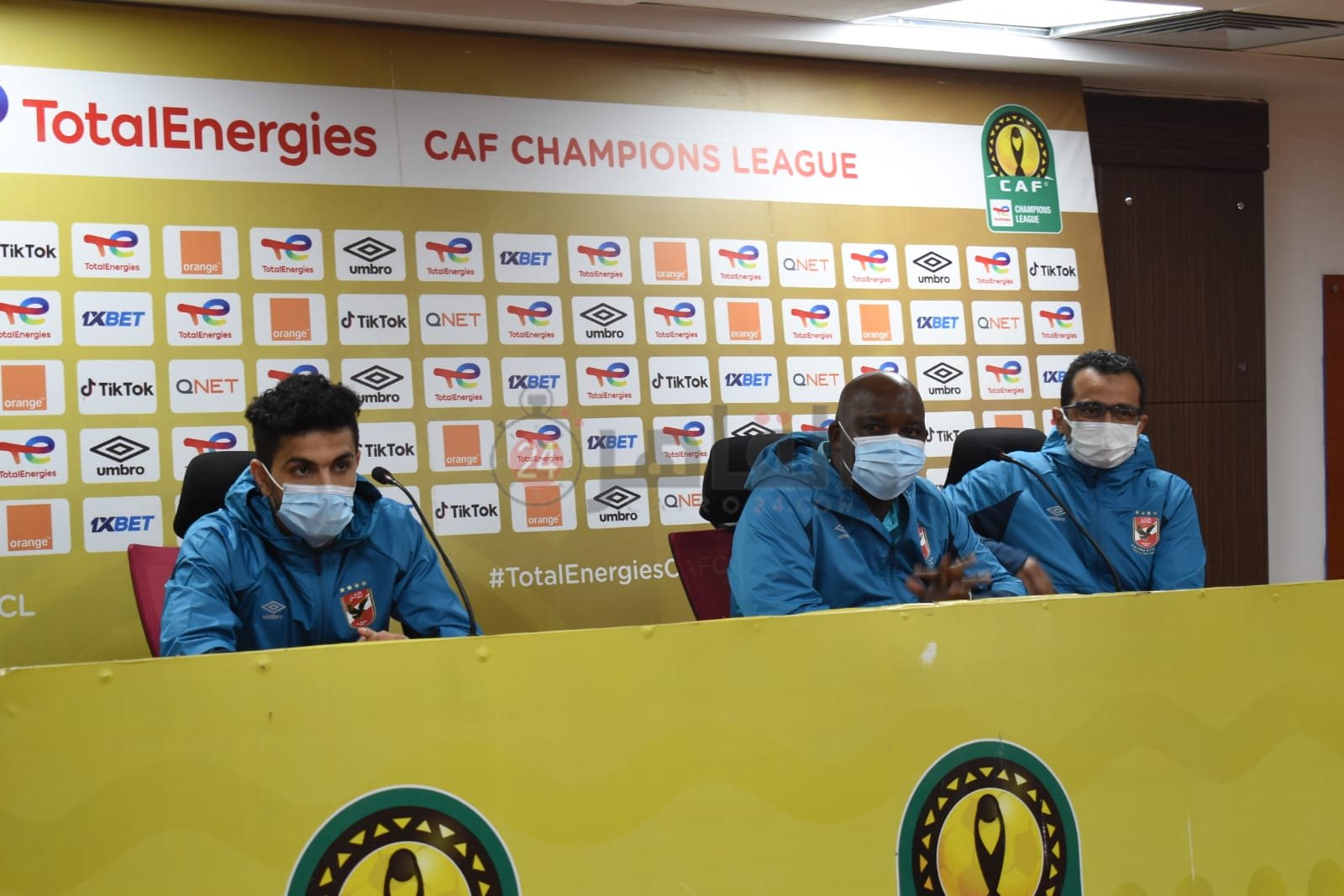 مؤتمر الصحفي لنادي الأهلي والمريخ (3)