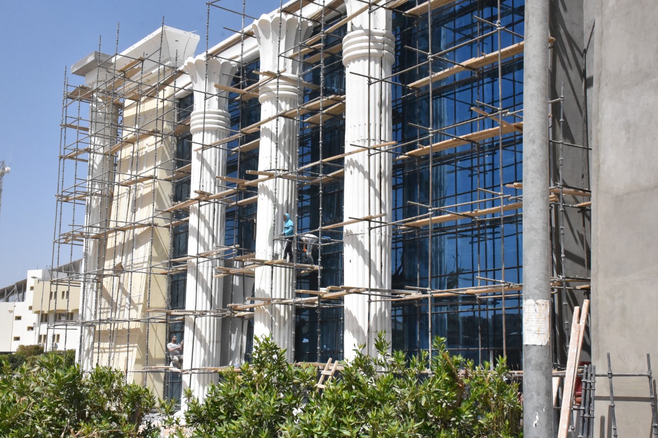 كليات جامعة الأقصر تحت الانشاء 