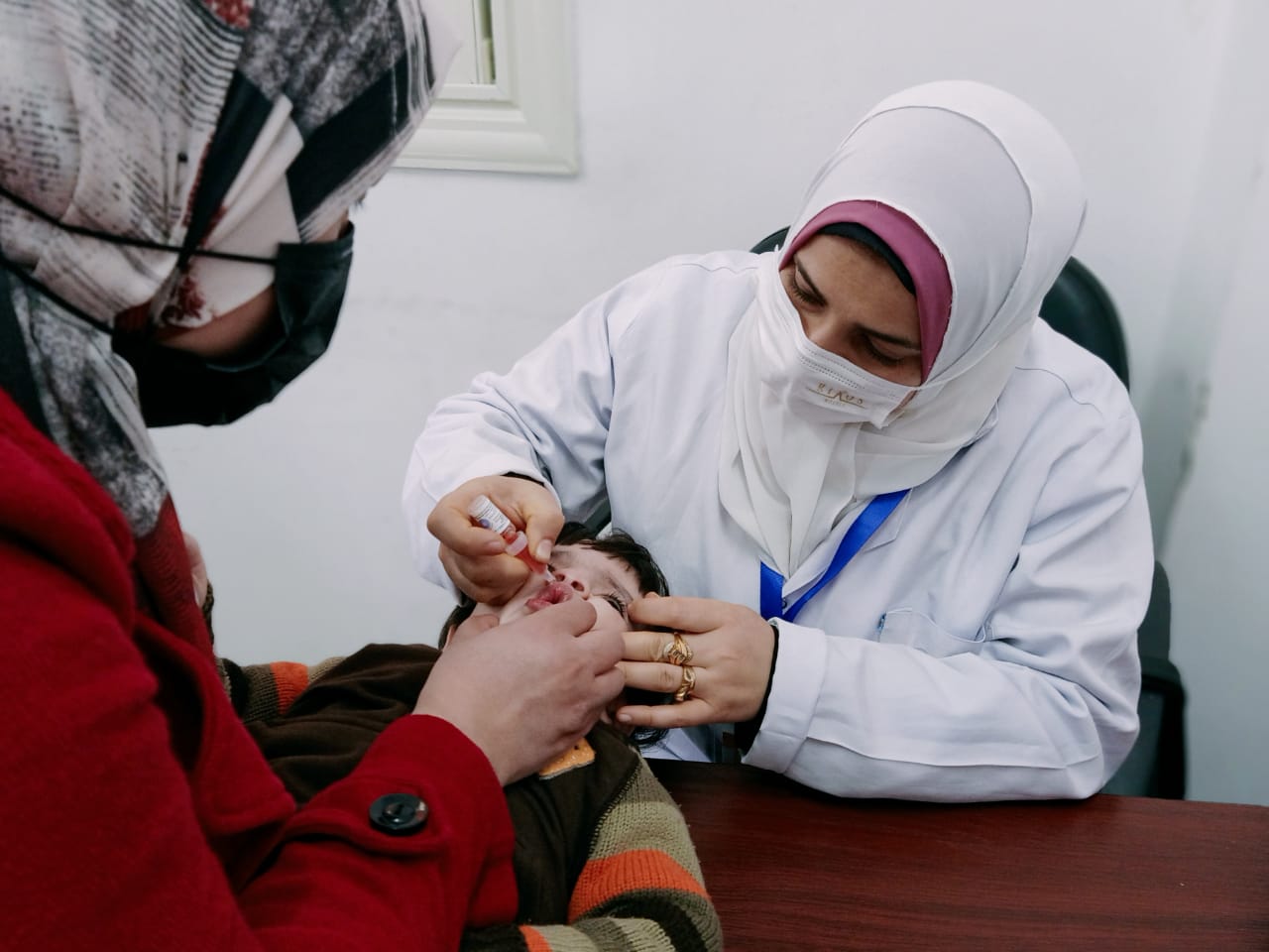 الحملة القومية للتطعيم ضد شلل الأطفال 4