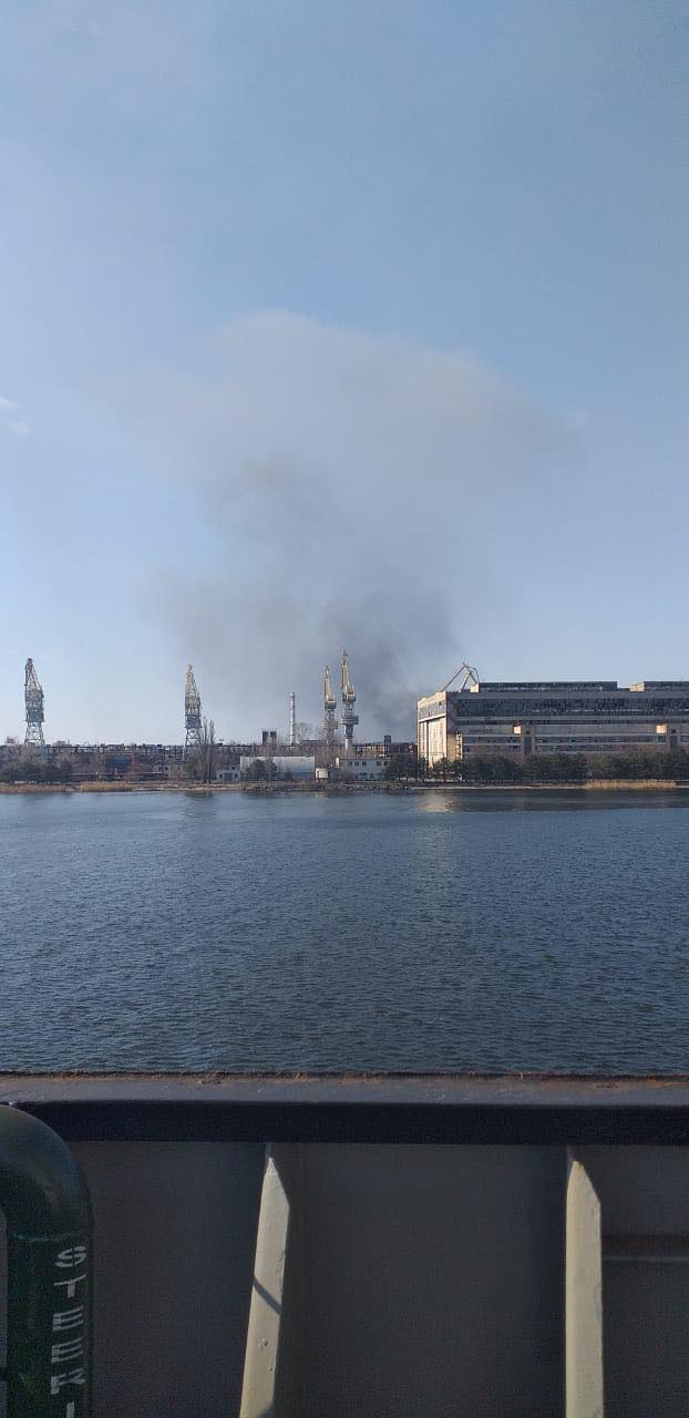  صور من المركب التجاري 