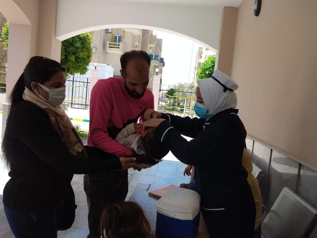التطعيم ضد شلل الأطفال بالأقصر 9