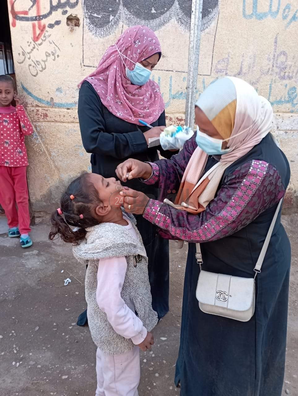 التطعيم ضد شلل الأطفال 6