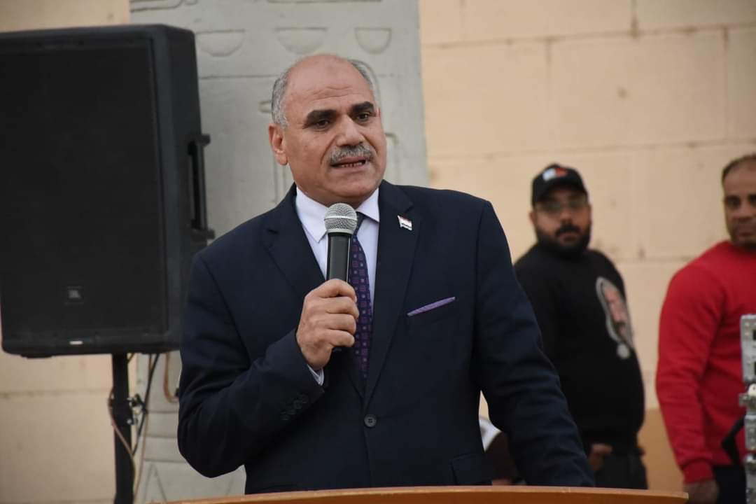 رئيس جامعة الأقصر بحفل الأم المثالية 