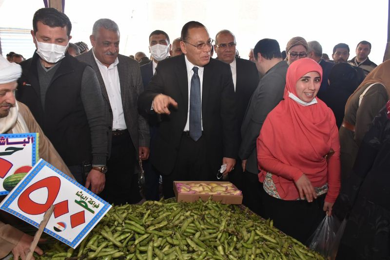 افتتاح منذ لبيع الخضروات والفاكهة بالشرقية