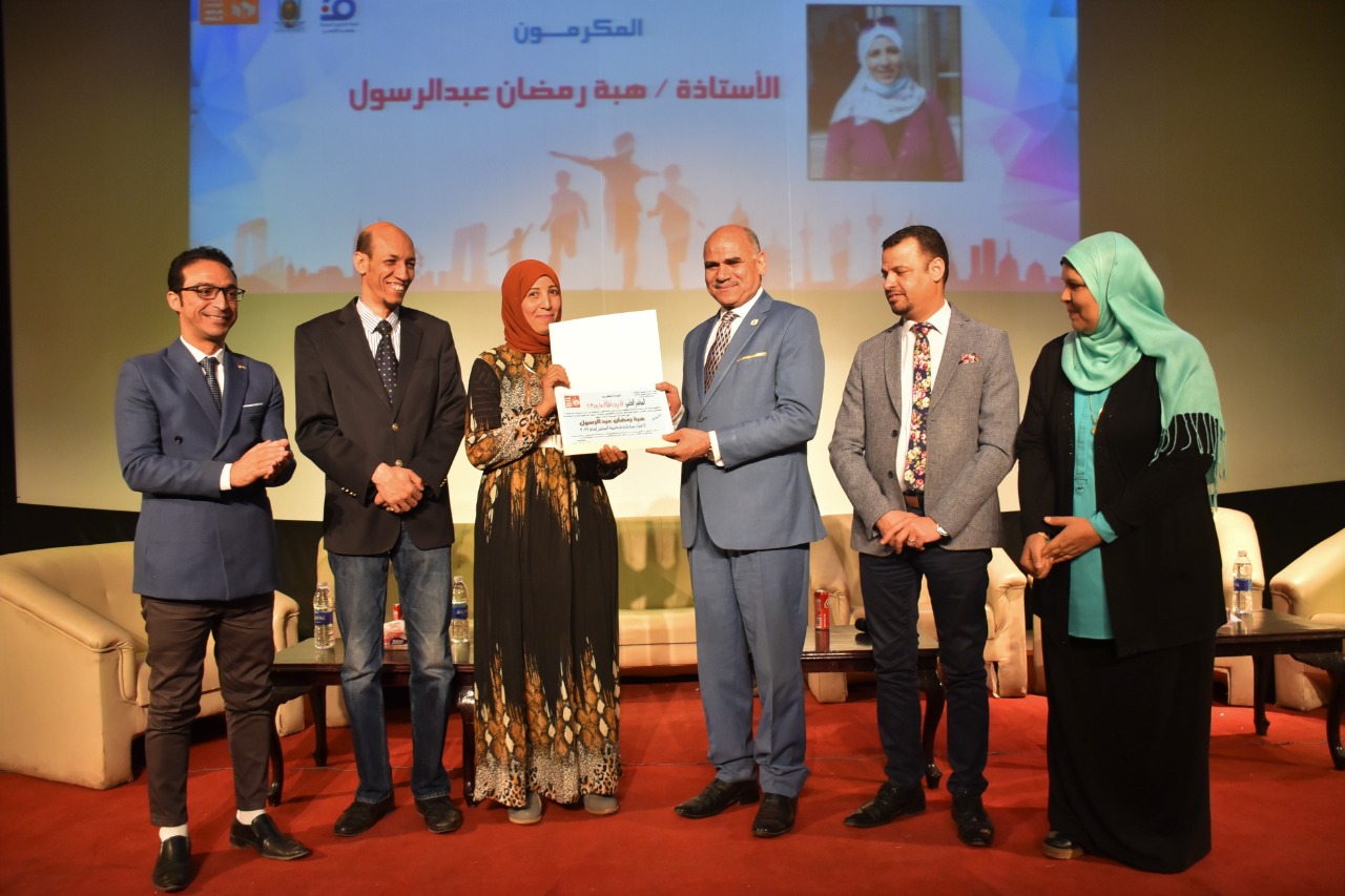 قادرون باختلاف 1