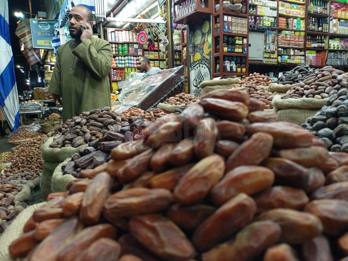 ياميش رمضان بالأقصر (16)