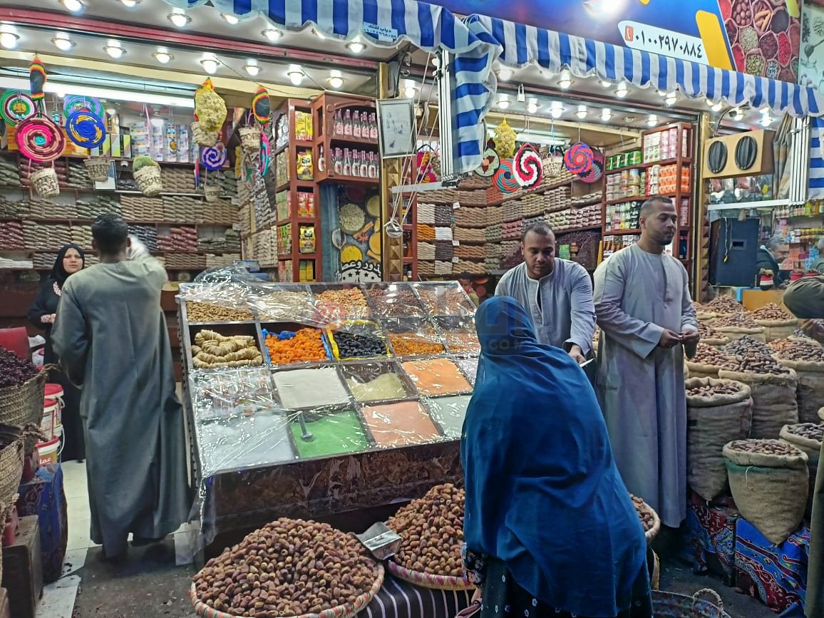 ياميش رمضان بالأقصر (11)