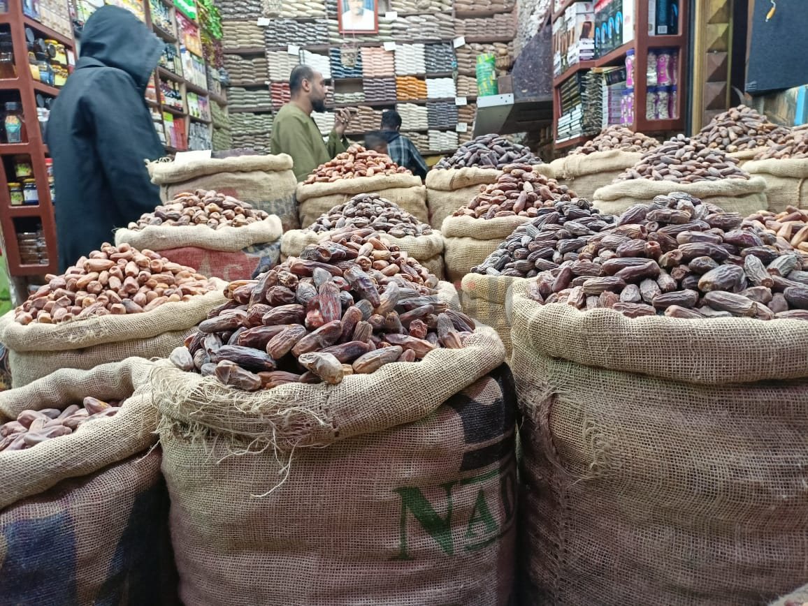 ياميش رمضان بالأقصر (6)