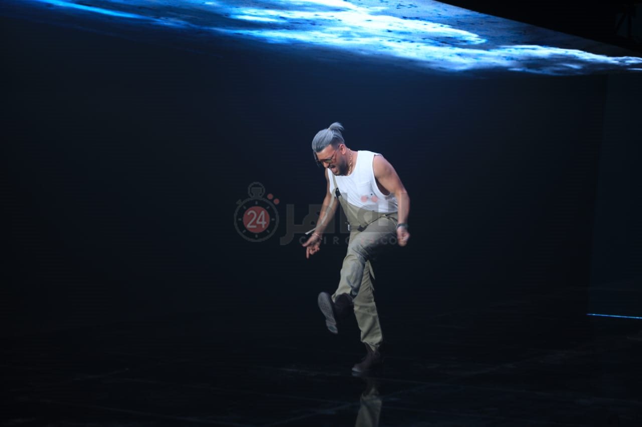 مسلم في كواليس أون ذا رن (1)