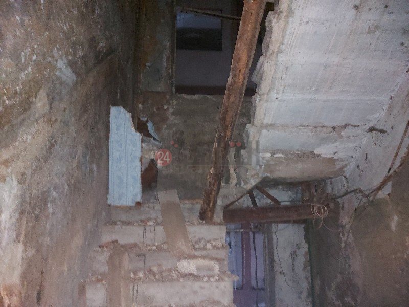 انهيار جزء من عقار ببورسعيد 9_copy_800x600