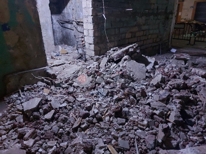 انهيار جزء من عقار ببورسعيد 1_copy_800x600