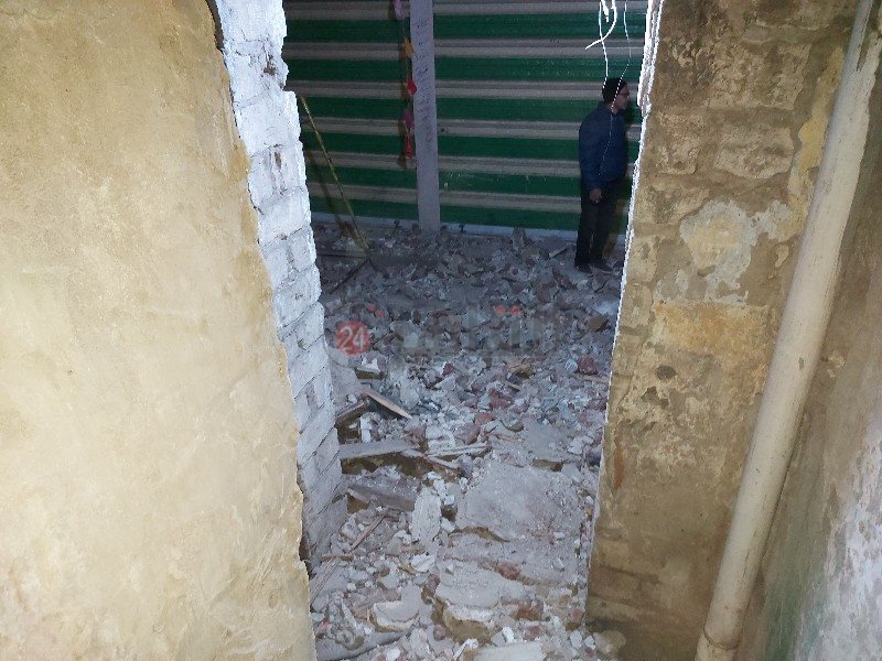 انهيار جزء من عقار ببورسعيد 11_copy_800x600