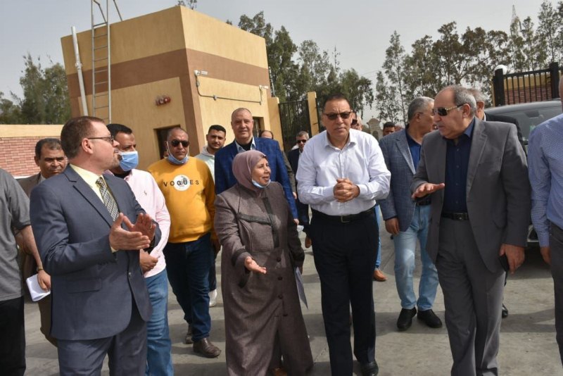 جولة محافظ الشرقية لمتابعة استعدادات موسم حصاد القمح والبنجر