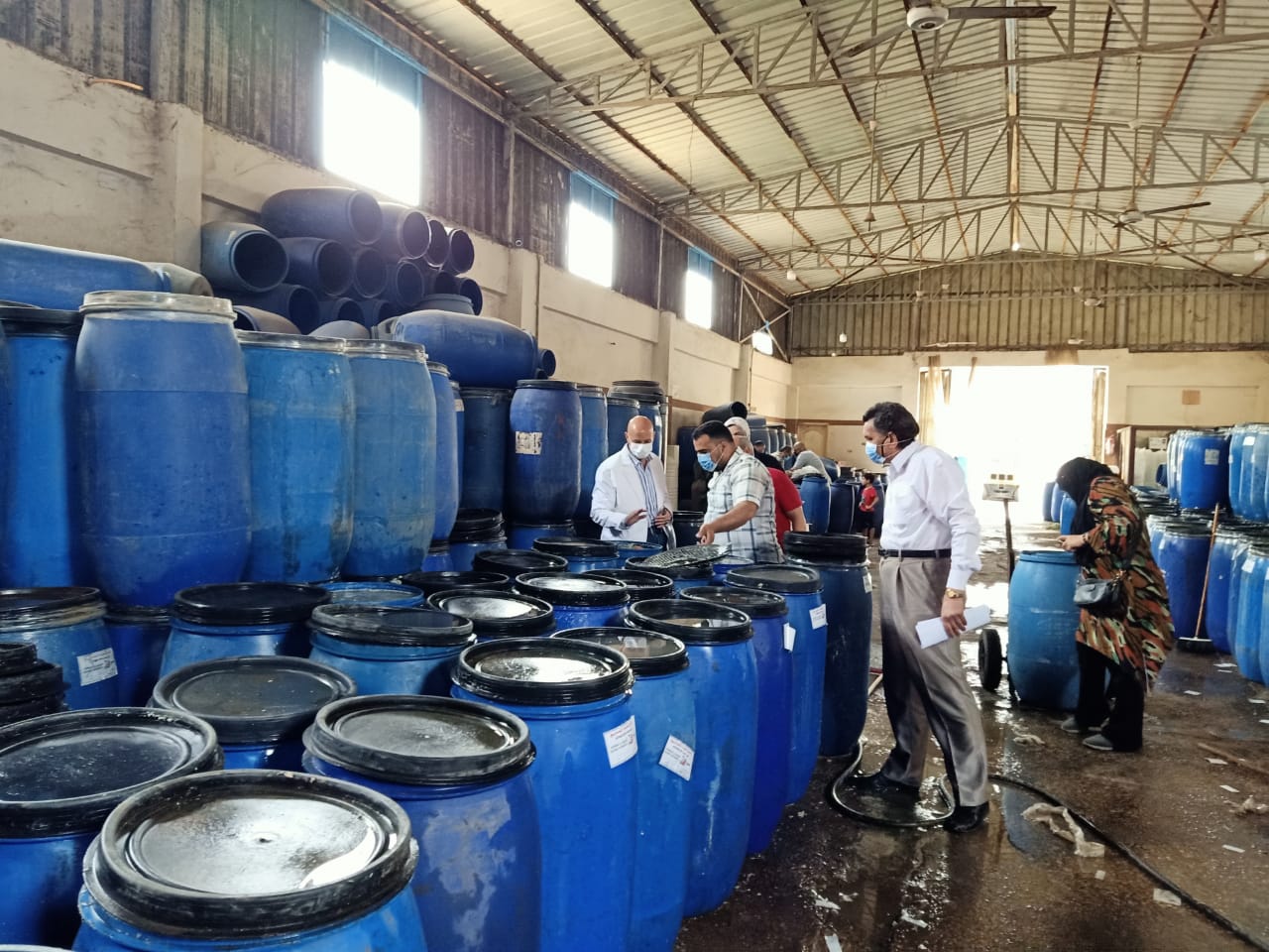 حملة تفتيشية على مصانع المخللات بالشرقية 06