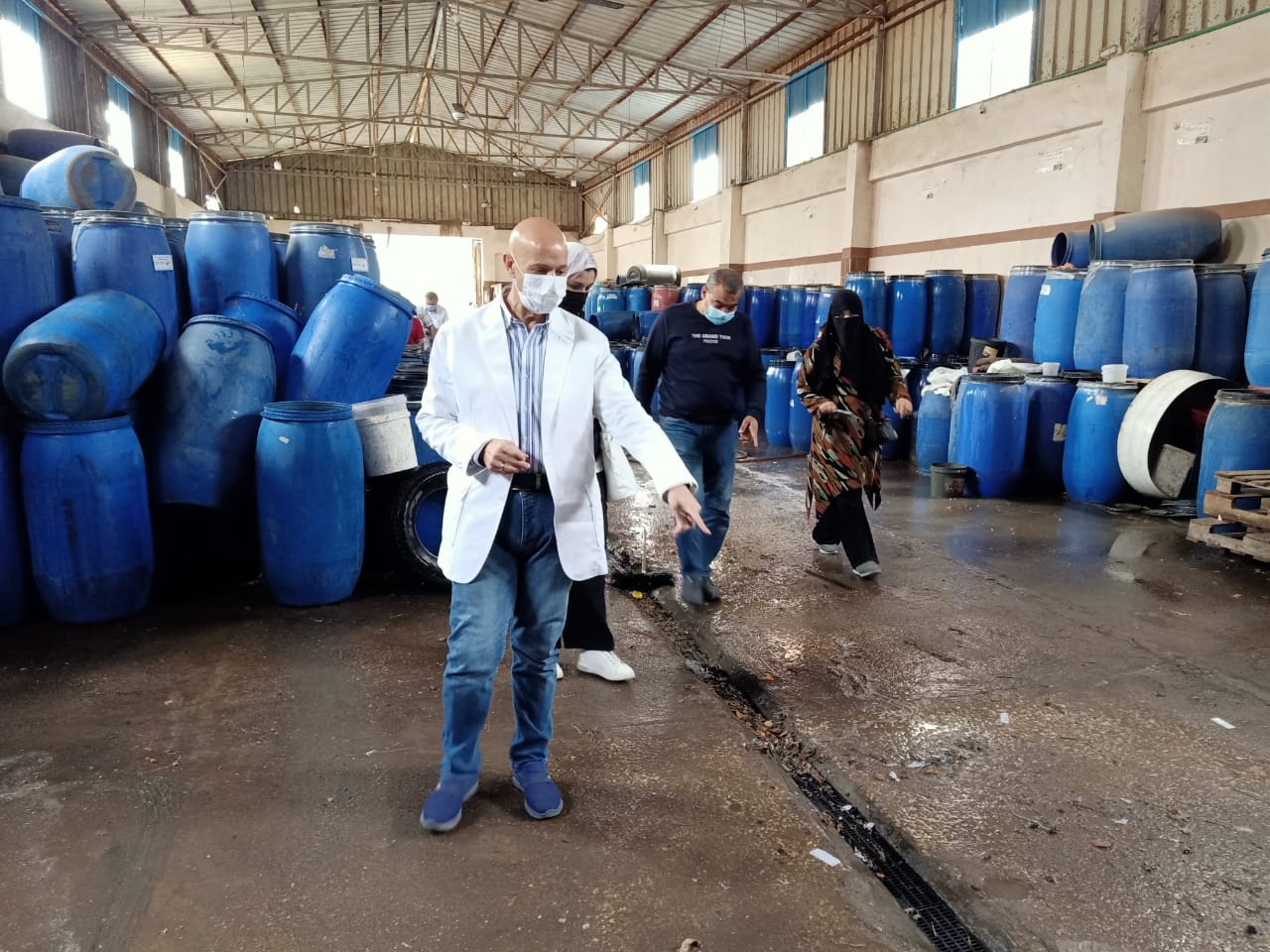 حملة تفتيشية على مصانع المخللات بالشرقية 08